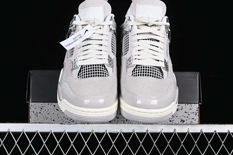 All categories Air Jordan Jordan series basketball shoes Air Jordan 4 GX foreign trade version Air Jordan 4 Retro "Frozen Moments" AJ4 Joe 4 electroplated silver AQ9129-001